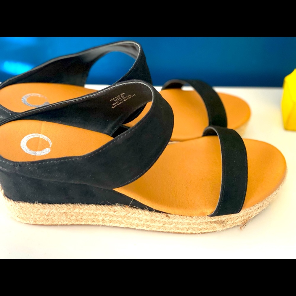 Women’s Black Slip-On Wedges